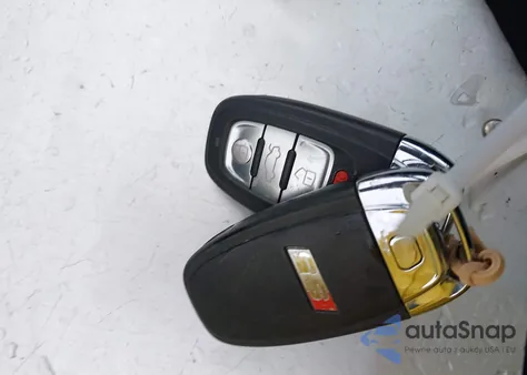 2013 Audi S5 3.0T Premium Plus z USA, uszkodzony, nr VIN WAUVGAFR5DA061189